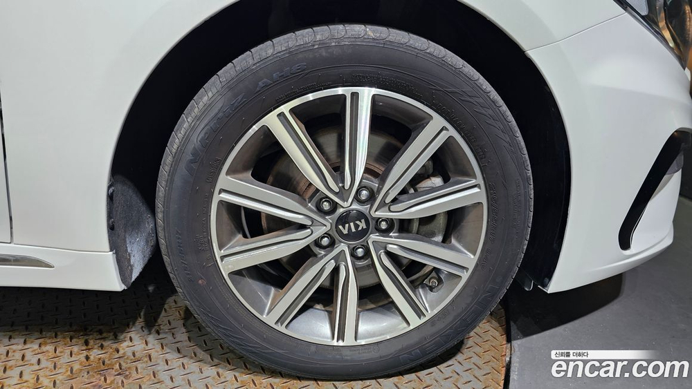 Kia The New K5 (Optima) 2 Generation 2.0 (08.2019)