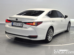 Lexus ES300h 7 Generation Luxury Plus (04.2020)