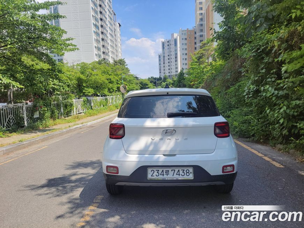 Hyundai Venue 1.6 Modern (10.2019)