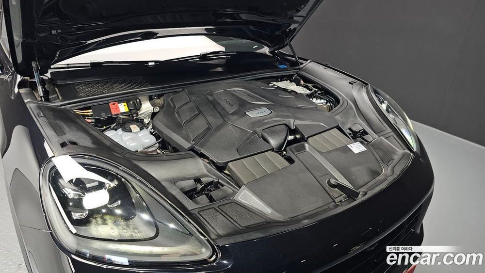 Porsche Cayenne (PO536) 3.0 Coupe (03.2021)