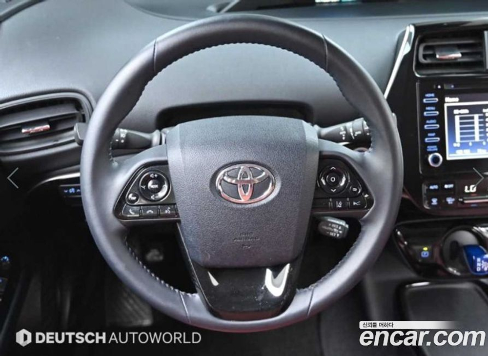 Toyota Prius 4 Generation 1.8 (05.2020)