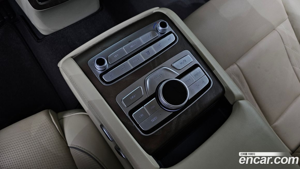 Kia The K9 (Quoris/K900) 3.8 GDI AWD (03.2021)