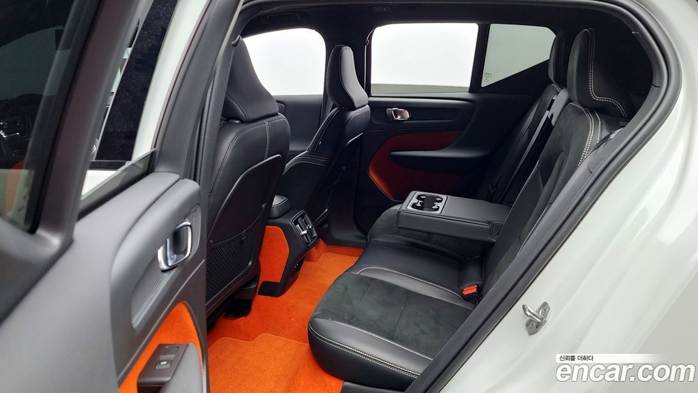 Volvo XC40 B4 R-Design (10.2020)