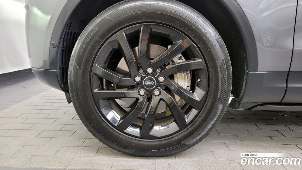Land Rover Discovery 5 3.0 SD6 SE (12.2019)