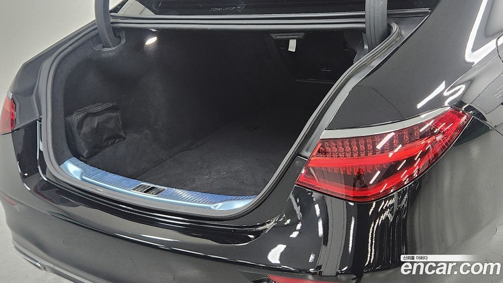 Mercedes-Benz S-Class W223 S400 d 4MATIC (10.2022)