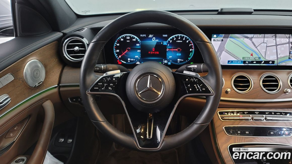Mercedes-Benz E-Class W213 E300e 4MATIC Exclusive (04.2023)