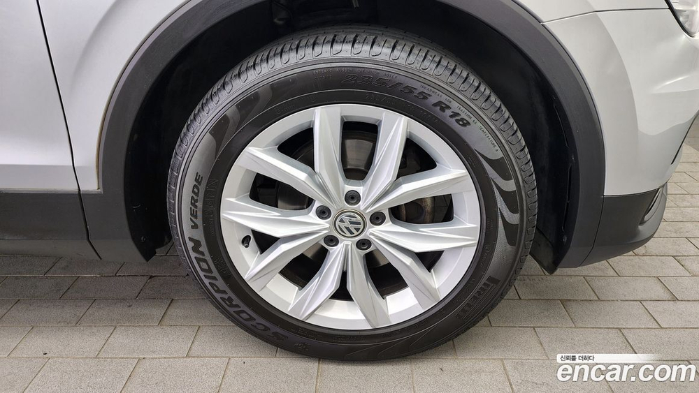 Volkswagen Tiguan 2 Generation 2.0 TDI Premium (03.2020)