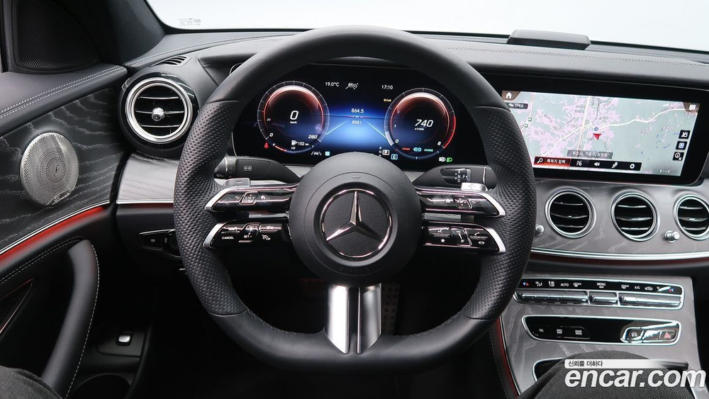 Mercedes-Benz E-Class W213 E350 4MATIC AMG Line (09.2022)