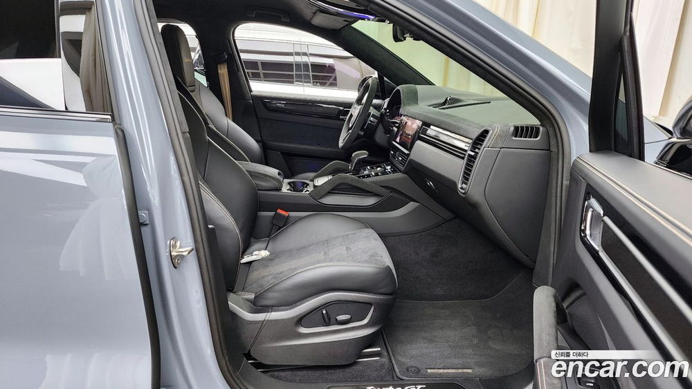 Porsche Cayenne (PO536) 4.0 Turbo GT Coupe (10.2022)