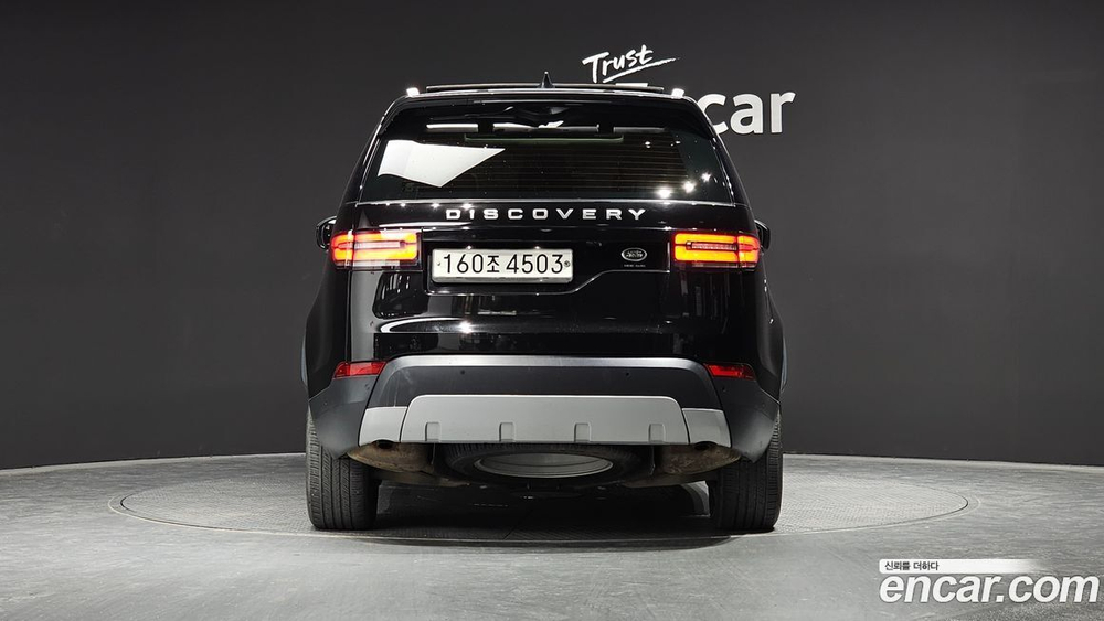 Land Rover Discovery 5 3.0 SD6 HSE Luxury (10.2019)