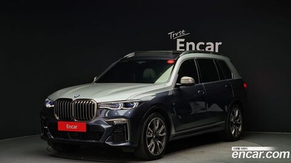 BMW X7 (G07) M50i 6-и местный (05.2021)