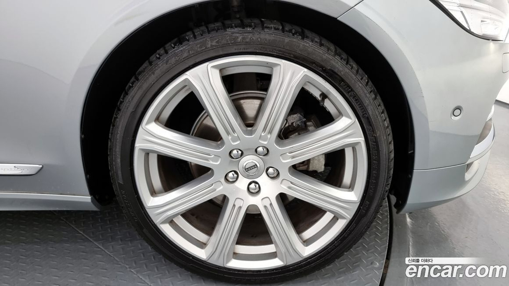 Volvo S90 D5 AWD Inscription (12.2019)