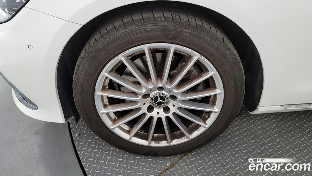 Mercedes-Benz E-Class W213 E250 Exclusive (05.2022)