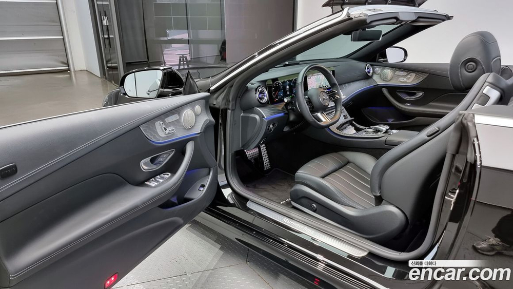 Mercedes-Benz E-Class W213 E450 4MATIC Cabriolet (05.2021)