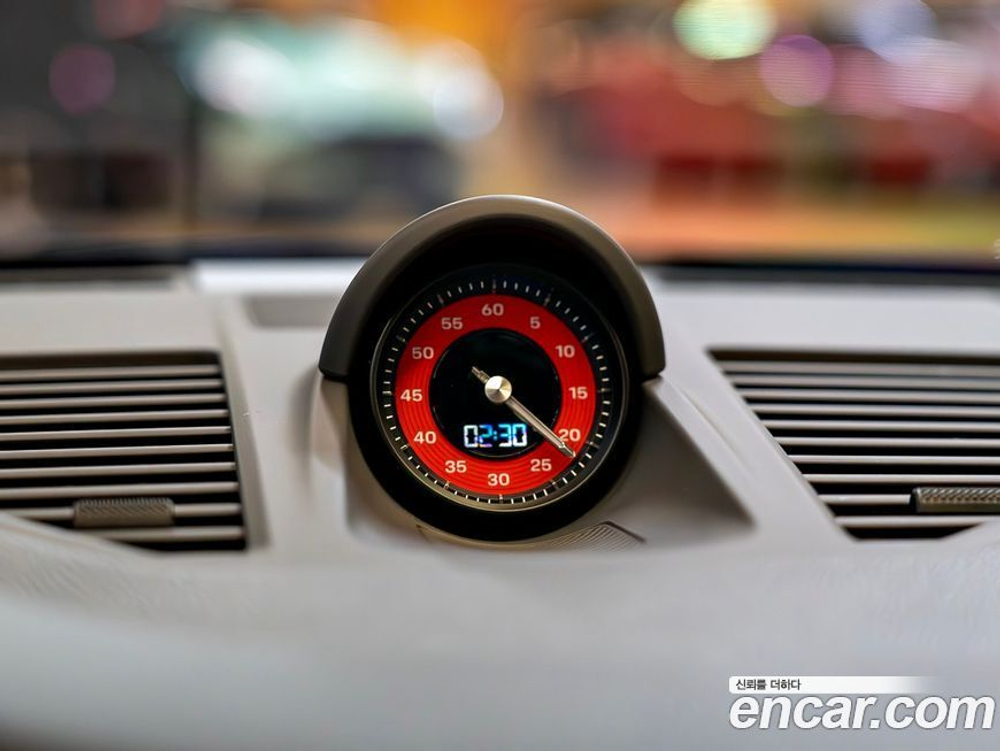 Porsche 911 (992) Carrera (11.2021)