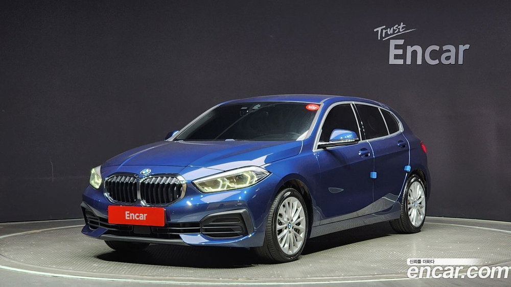 BMW 1 Series (F40) 118d Joy First Editions (02.2021)