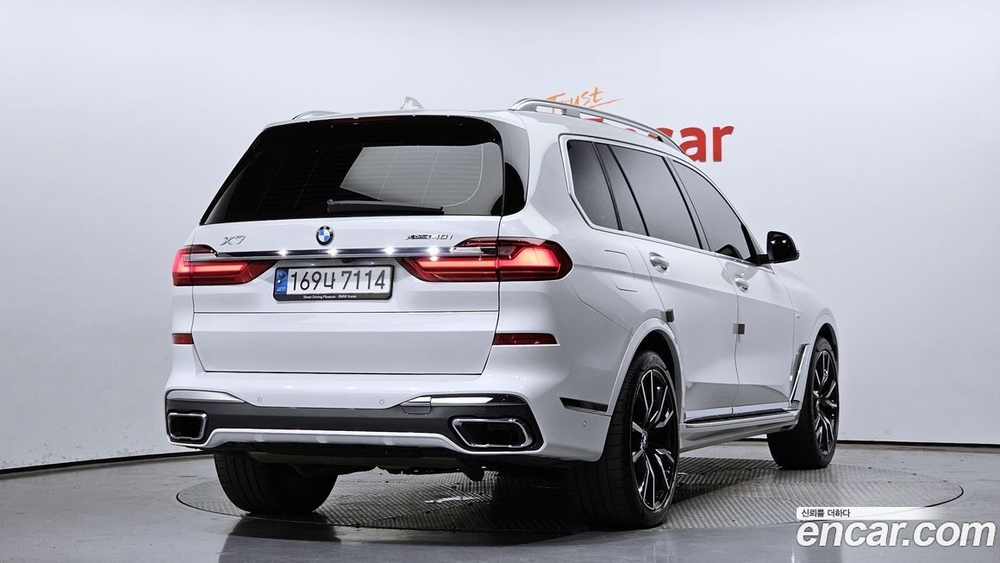 BMW X7 (G07) xDrive 40i M Sports 6-и местный (01.2022)