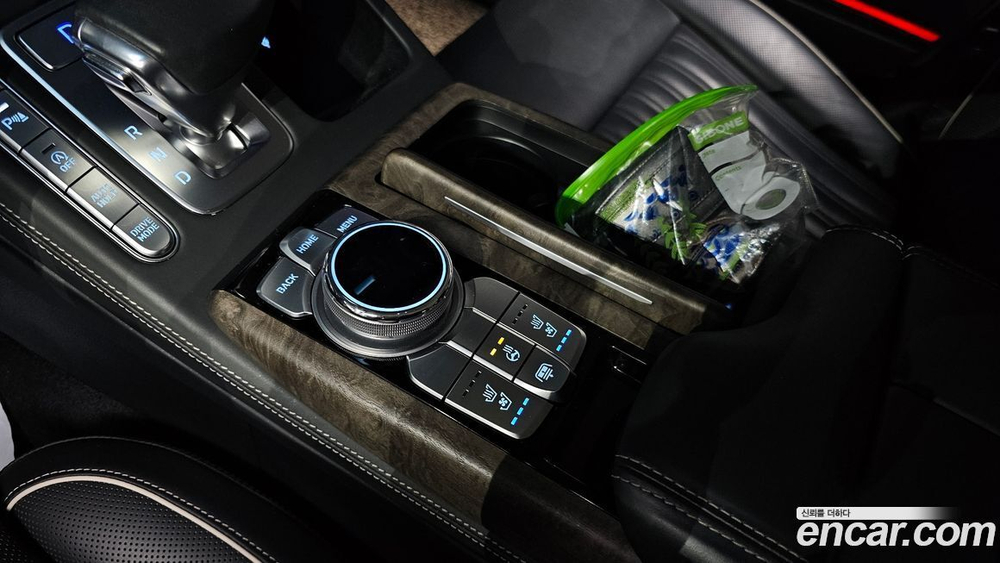Genesis G90 3.3 T AWD (12.2019)