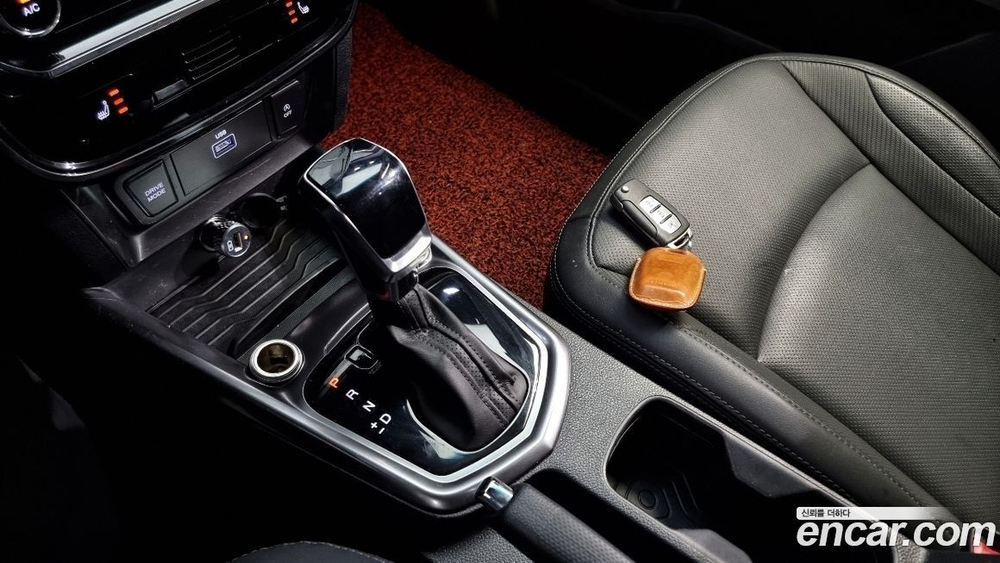 KG Mobility (Ssangyong) Very New Tivoli Бензин 1.5 2WD (10.2019)