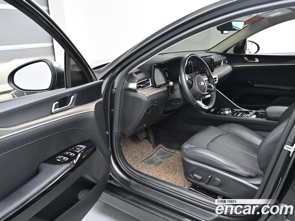 Kia K5 (Optima) 3 Generation 2.0 (01.2021)