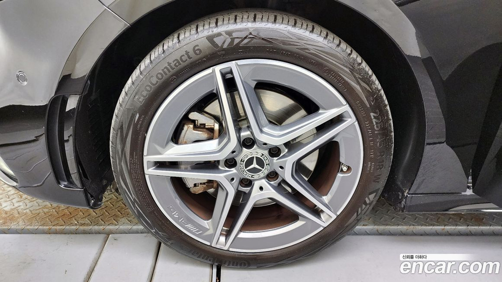 Mercedes-Benz A-Class W177 A250 4MATIC Sedan (04.2022)
