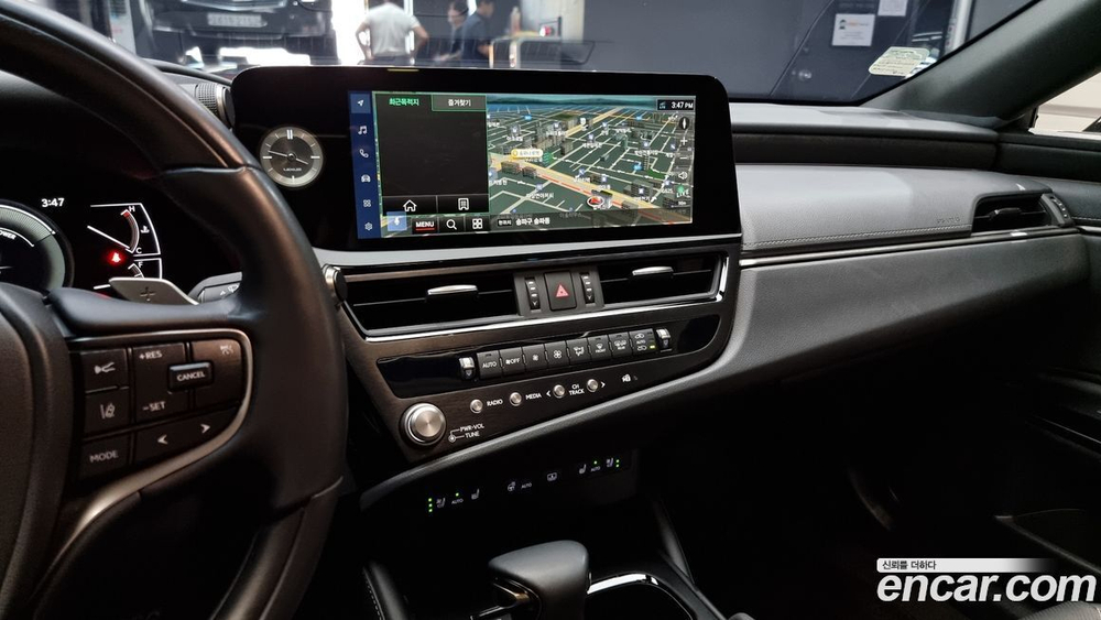 Lexus ES300h 7 Generation Luxury Plus (09.2022)