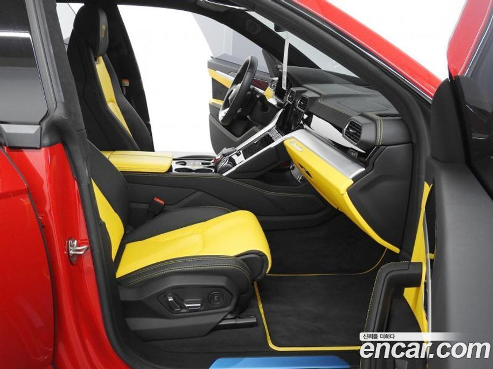 Lamborghini Urus 4.0 V8 (12.2021)