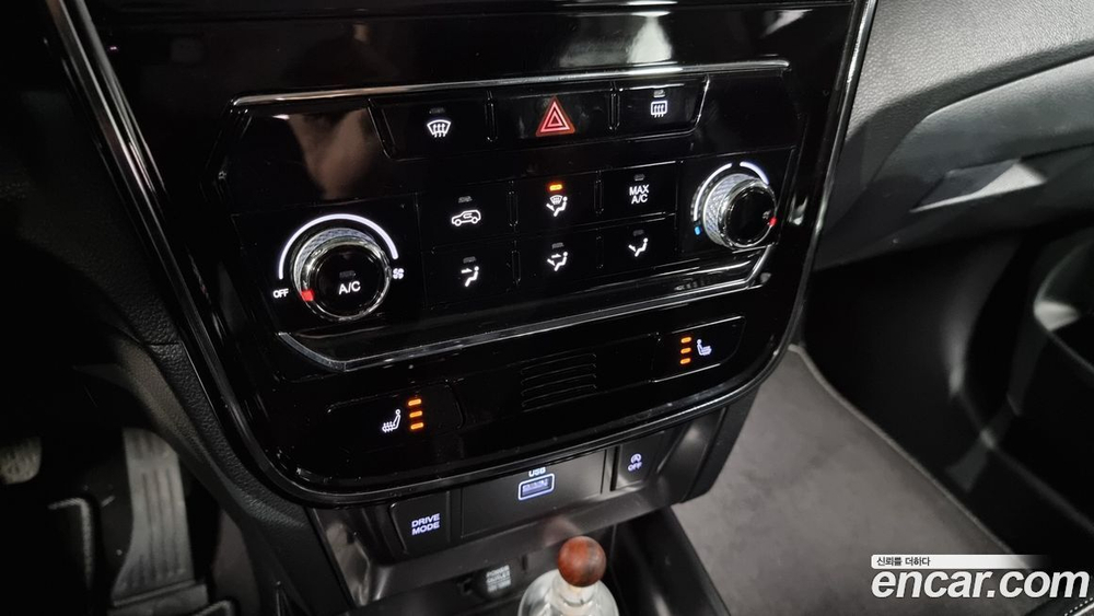 KG Mobility (Ssangyong) Very New Tivoli Бензин 1.5 2WD (12.2019)