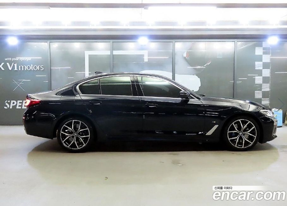 BMW 5 Series (G30) 530i M Sports (02.2022)