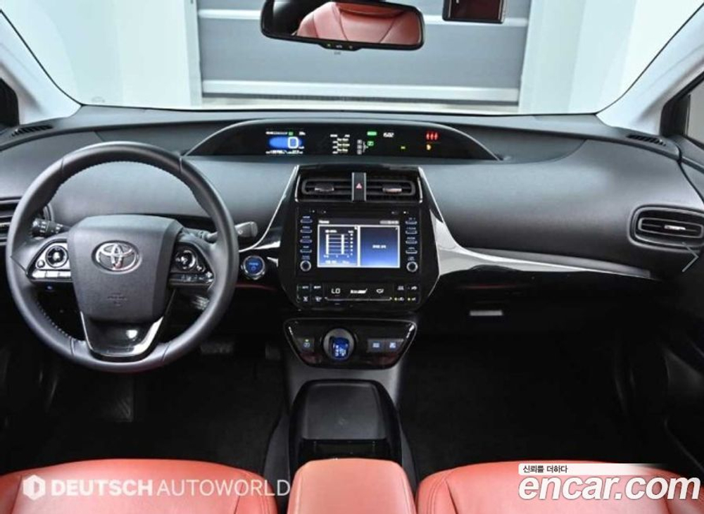 Toyota Prius 4 Generation 1.8 (05.2020)