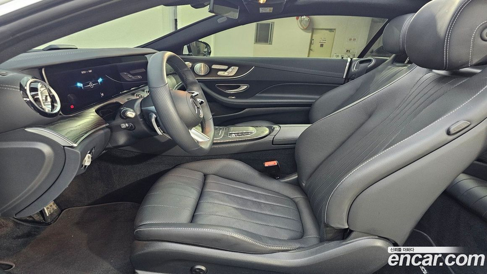 Mercedes-Benz E-Class W213 E300d 4MATIC Coupe (09.2022)