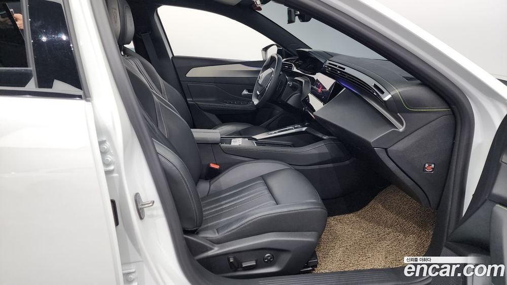 Peugeot 408 1.2 Pure Tech GT (11.2023)