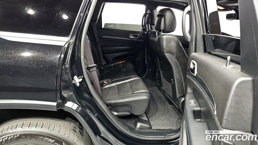 Jeep Grand Cherokee 3.0 Дизель Limited (08.2020)