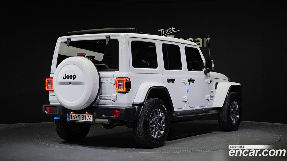 Jeep Wrangler (JL) 2.0 Overland Power Top 4 даери 4xe (06.2022)
