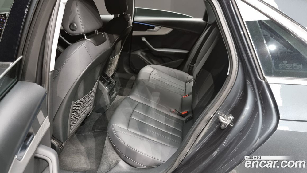 Audi A4 (B9) 40 TFSI (12.2021)
