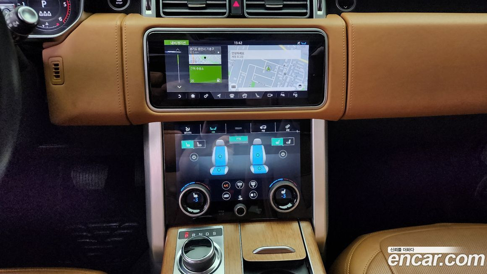 Land Rover Range Rover 4 Generation 4.4 SDV8 AB Дизель (09.2019)