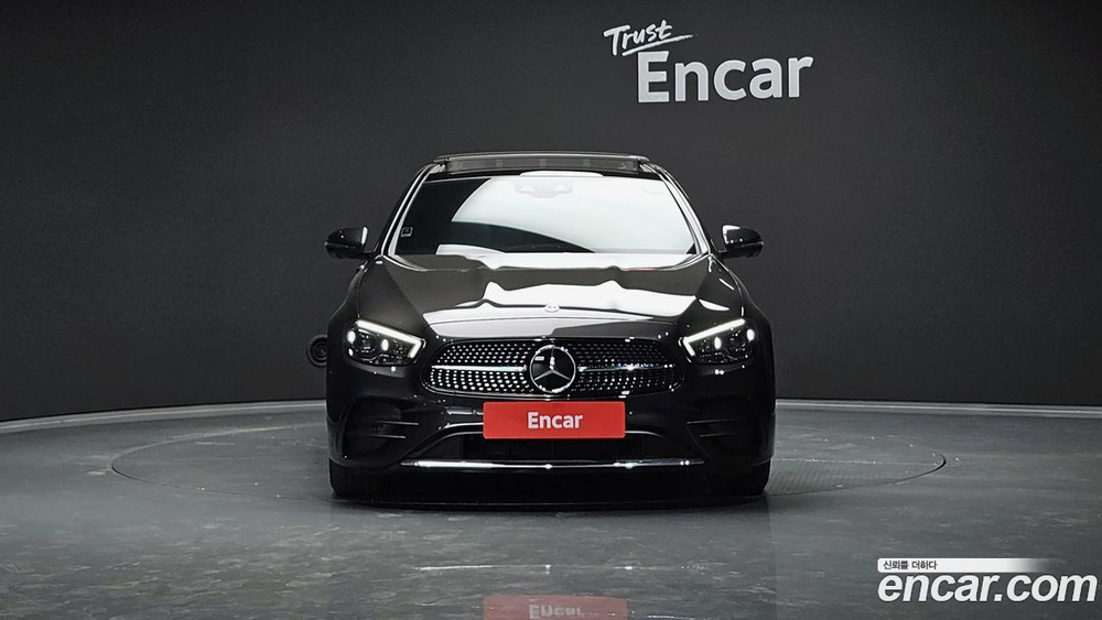 Mercedes-Benz E-Class W213 E350 4MATIC AMG Line (06.2022)