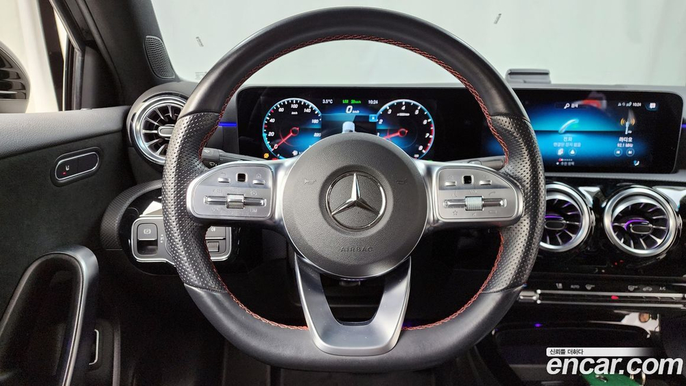 Mercedes-Benz A-Class W177 A250 4MATIC Sedan (04.2022)