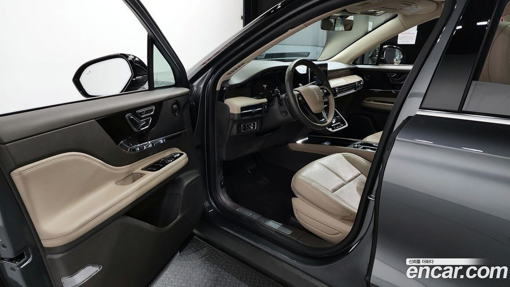 Lincoln Corsair 2.0 Reserve AWD (12.2022)