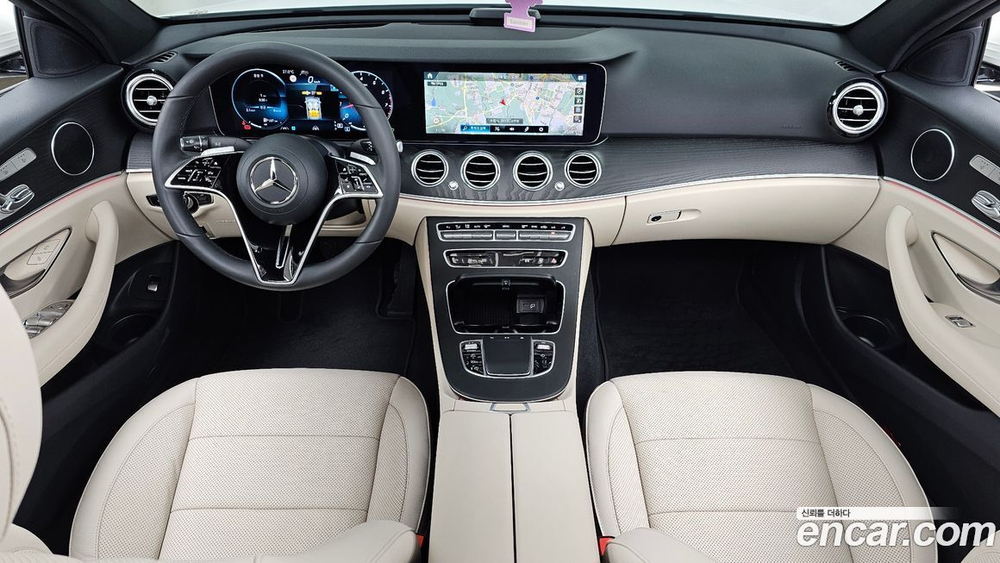 Mercedes-Benz E-Class W213 E250 AMG Line (10.2023)