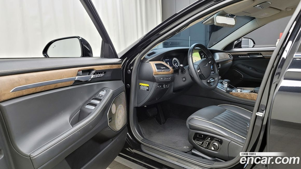 Genesis G90 3.3 T AWD (04.2021)