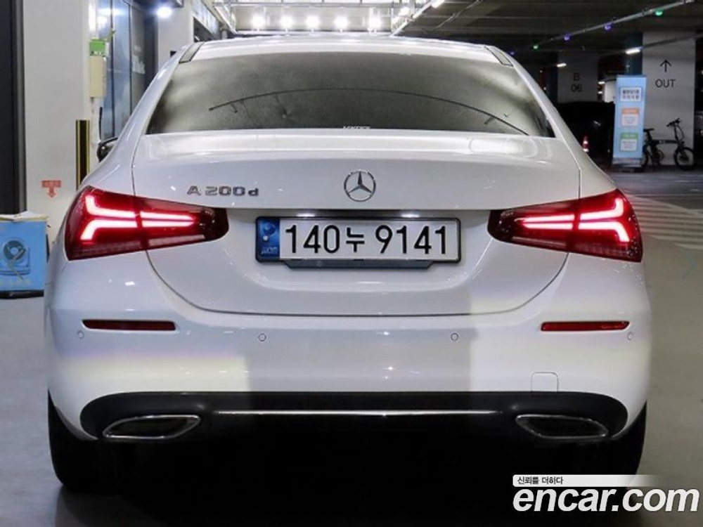 Mercedes-Benz A-Class W177 A200d Sedan (01.2021)