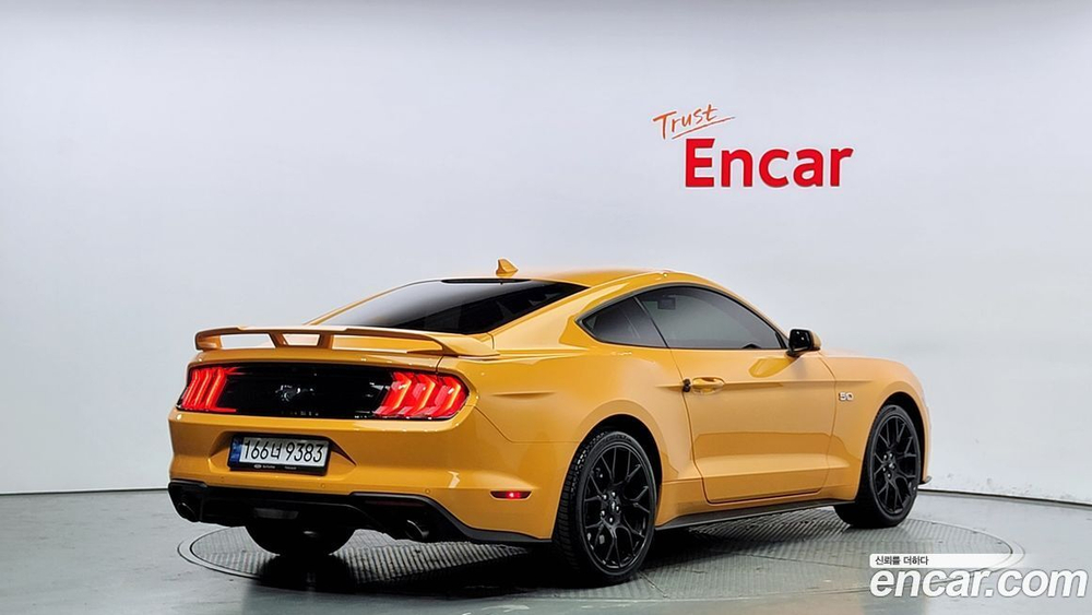 Ford Mustang Coupe (07.2022)