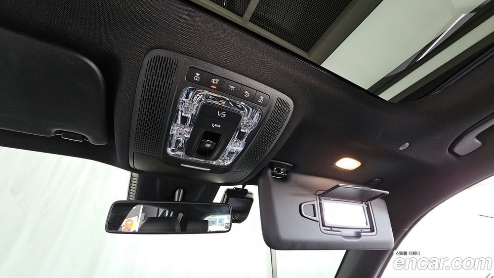 Mercedes-Benz GLB-Class X247 GLB220 (11.2020)