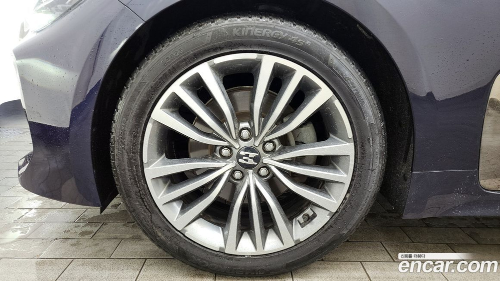 Kia Stinger 2.2 Дизель 2WD (10.2019)