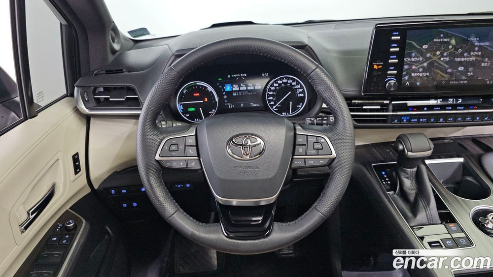 Toyota Sienna 4 Generation 2.5 Hybrid 2WD (05.2021)