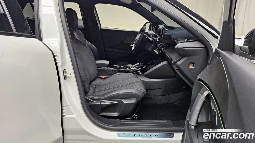 Peugeot 2008 2 Generation 1.5 BlueHDi GT (02.2022)