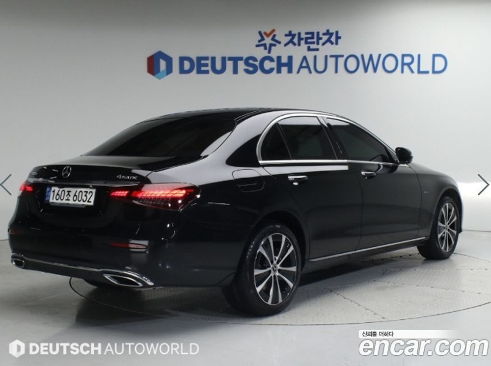 Mercedes-Benz E-Class W213 E300e 4MATIC Exclusive (01.2021)