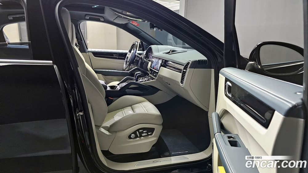 Porsche Cayenne (PO536) 3.0 E-Hybrid Coupe (09.2020)