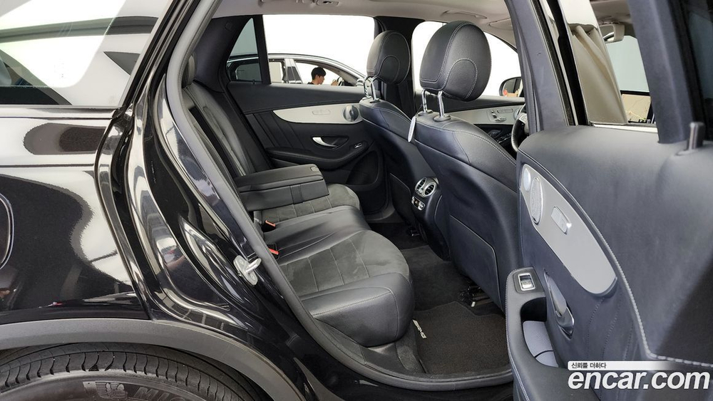 Mercedes-Benz GLC-Class X253 GLC300 4MATIC AMG Line (11.2019)